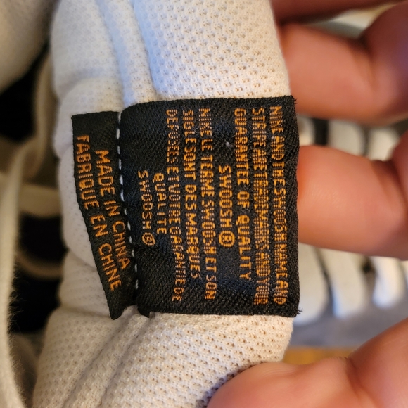 LIKE NEW Nike Suede SB High Tops - Picture 9 of 10